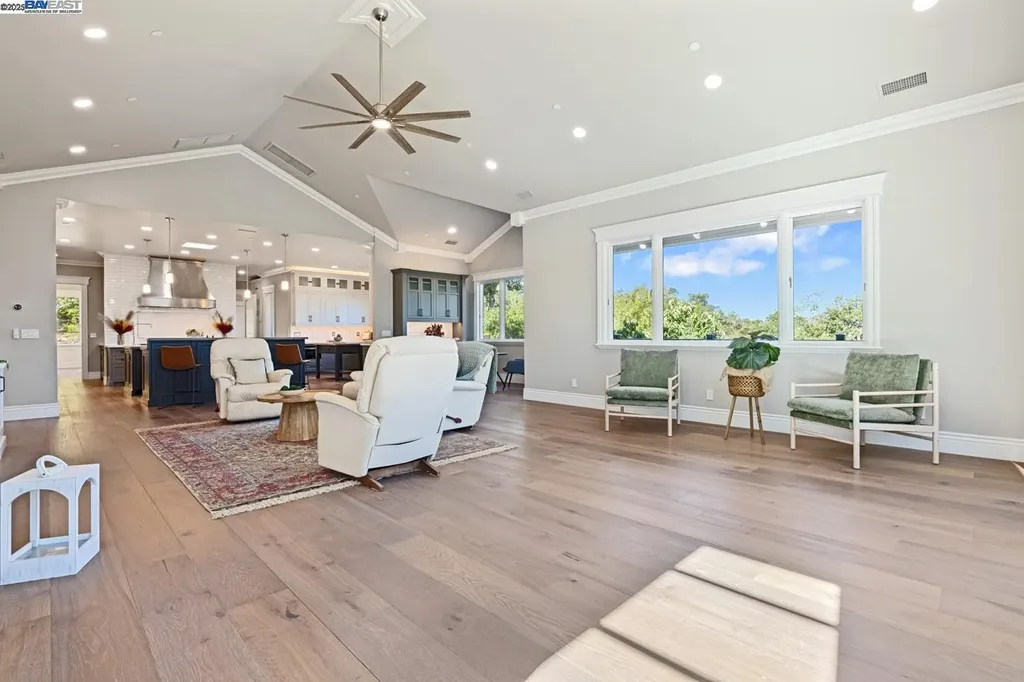 700 Clipper Hill Danville CA 94526