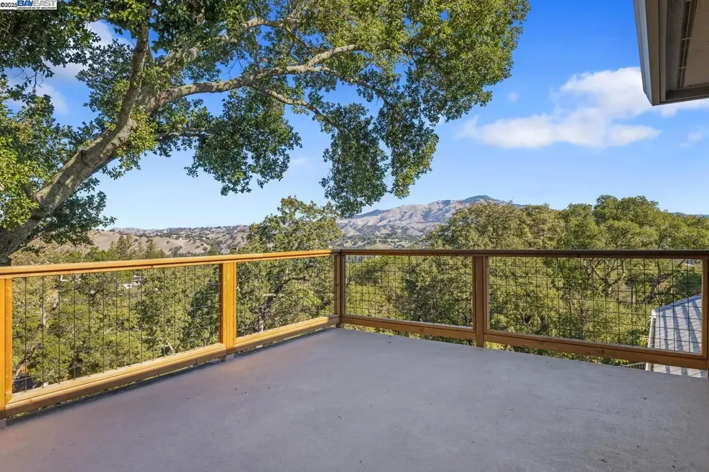 700 Clipper Hill Danville CA 94526