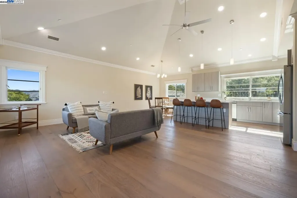 700 Clipper Hill Danville CA 94526