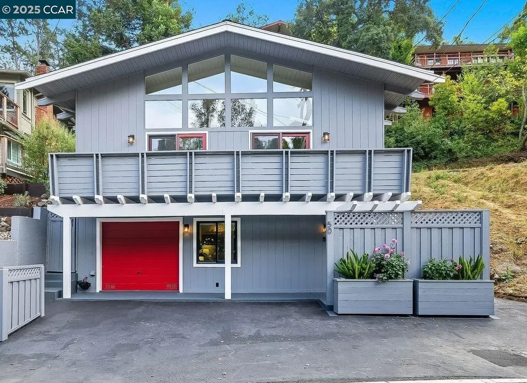 50 Brookwood Road Orinda CA 94563