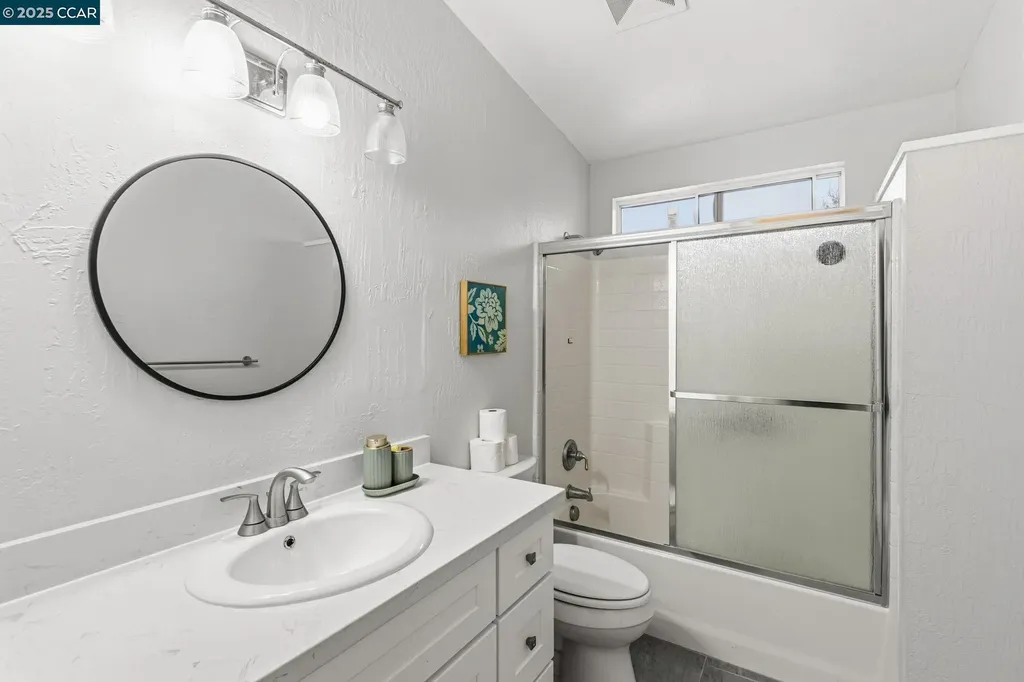 31 Adelaide Drive Martinez CA 94553