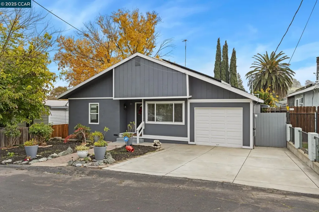 31 Adelaide Drive Martinez CA 94553