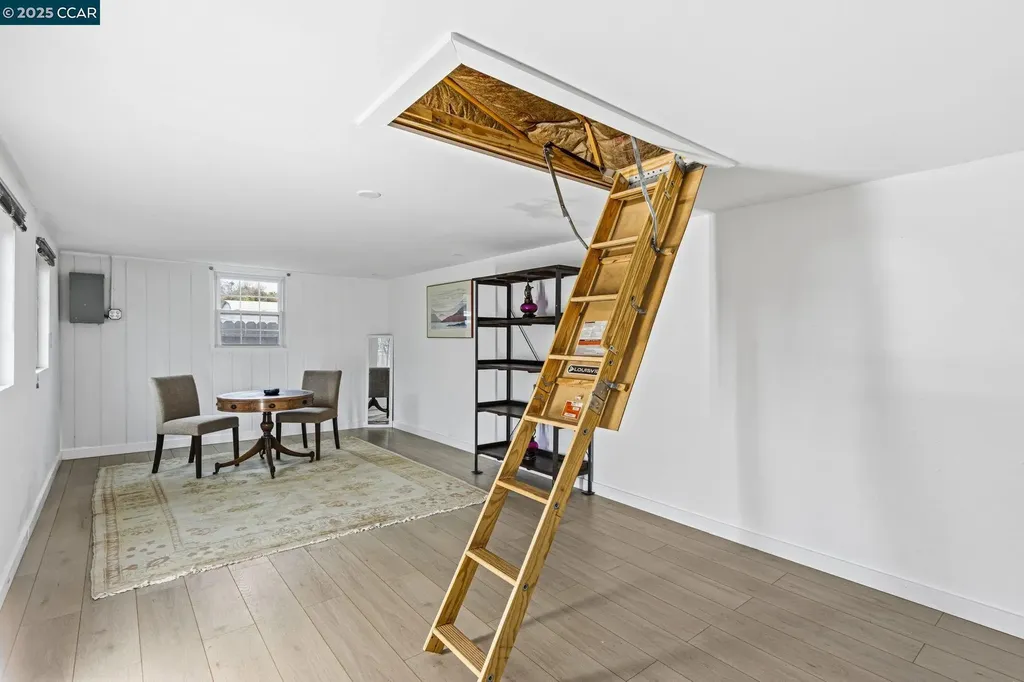 31 Adelaide Drive Martinez CA 94553