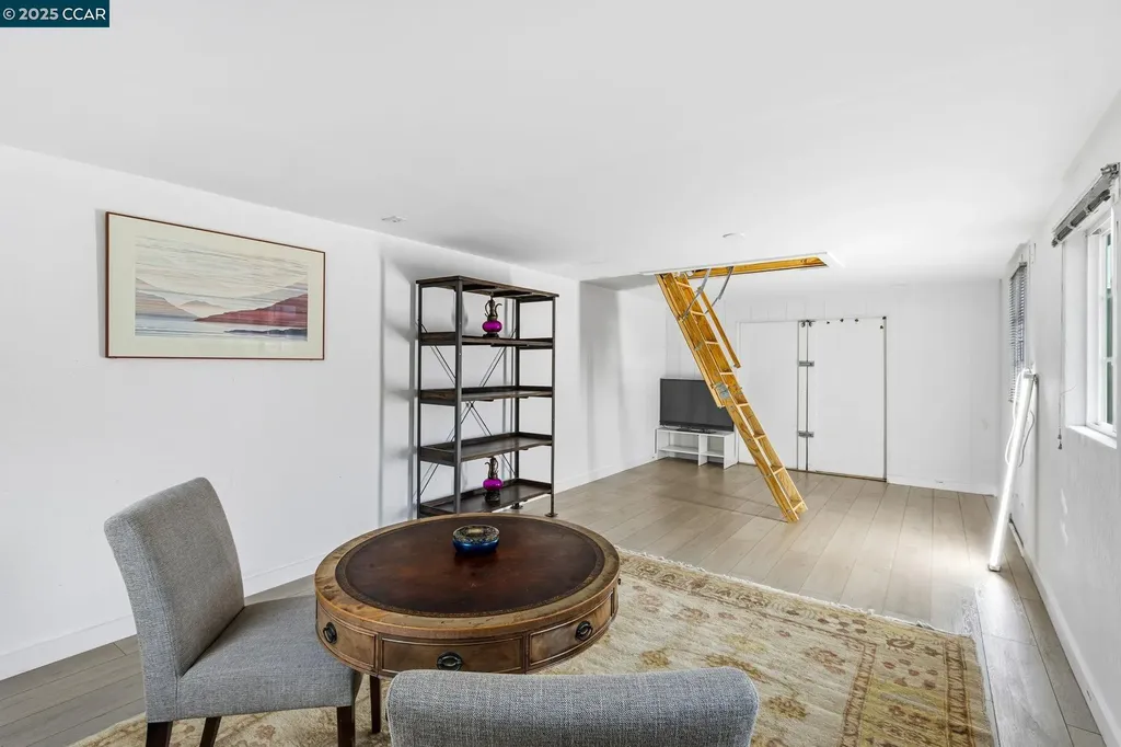 31 Adelaide Drive Martinez CA 94553