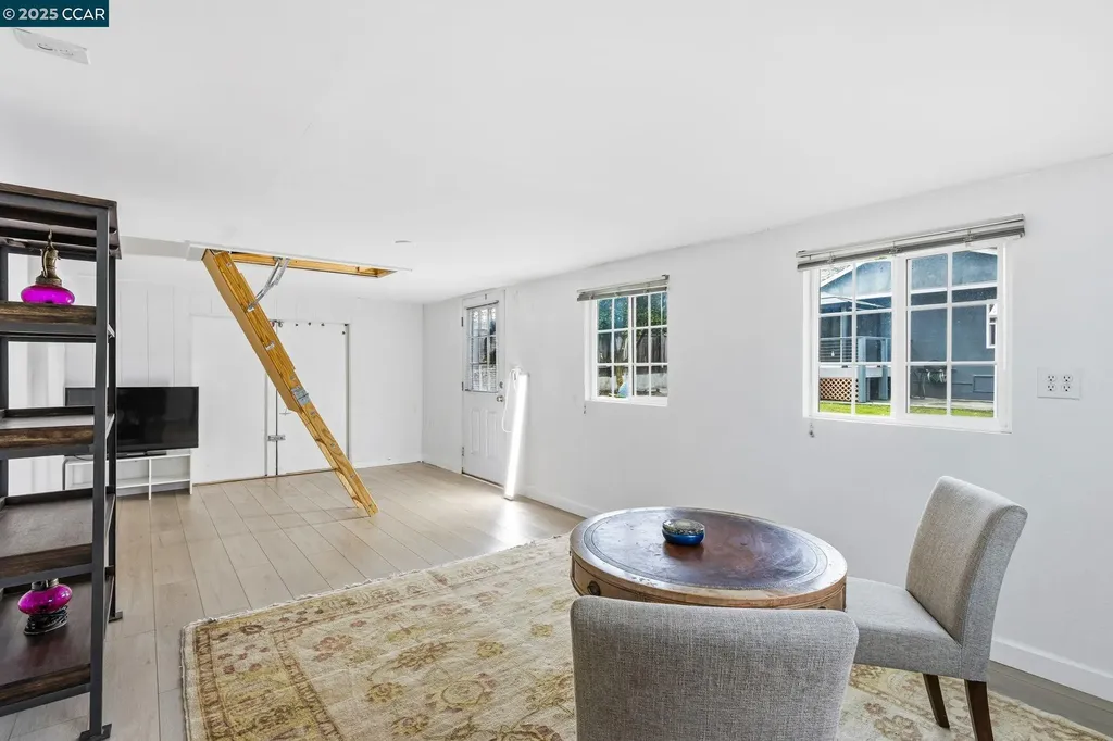 31 Adelaide Drive Martinez CA 94553