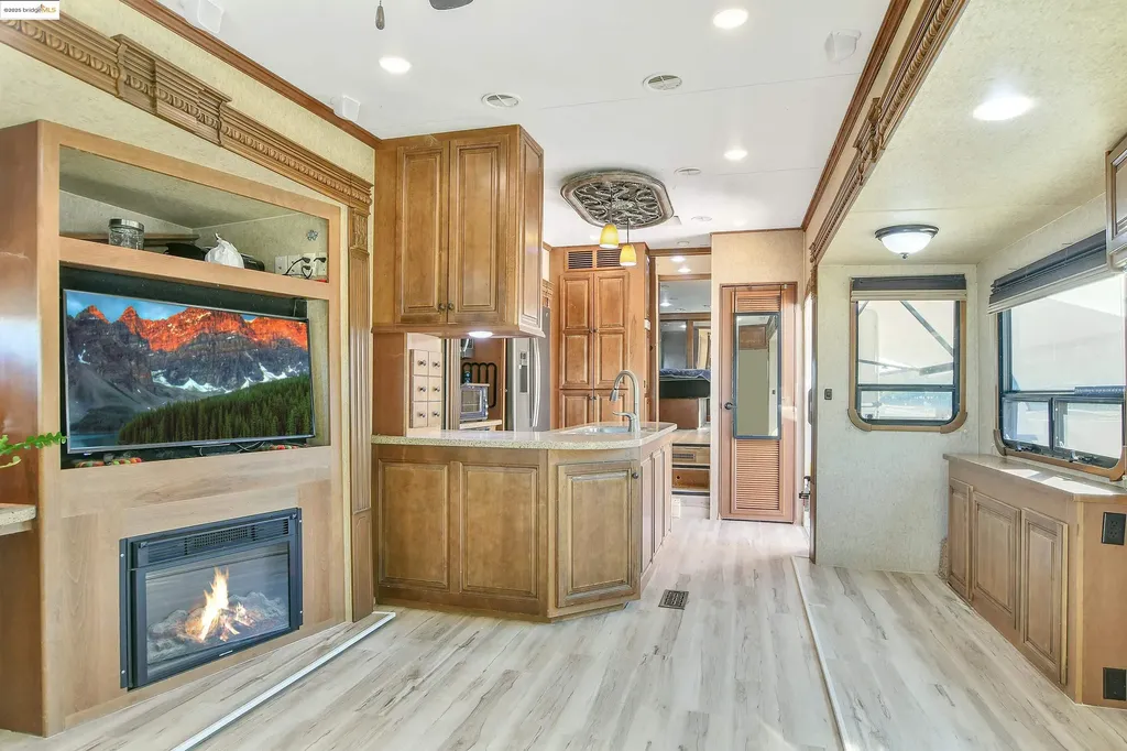 23701 Marsh Creek Road Brentwood CA 94513