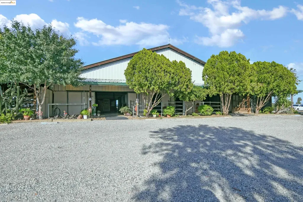 23701 Marsh Creek Road Brentwood CA 94513