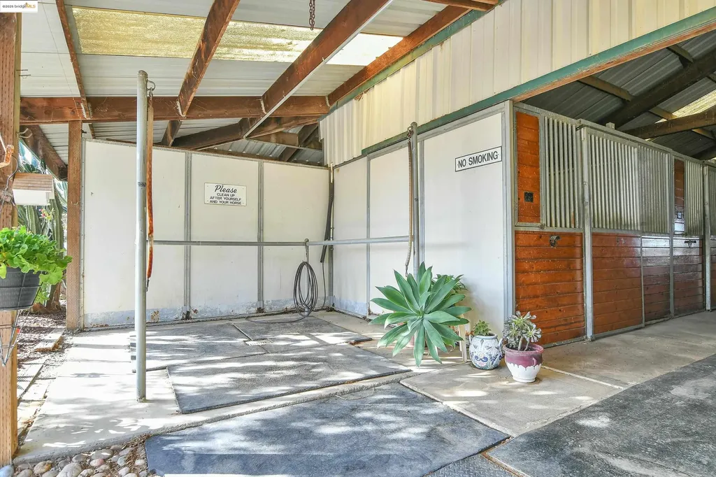 23701 Marsh Creek Road Brentwood CA 94513