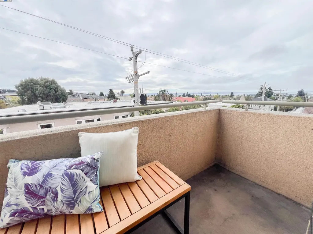 1444 Walnut Street Berkeley CA 94709