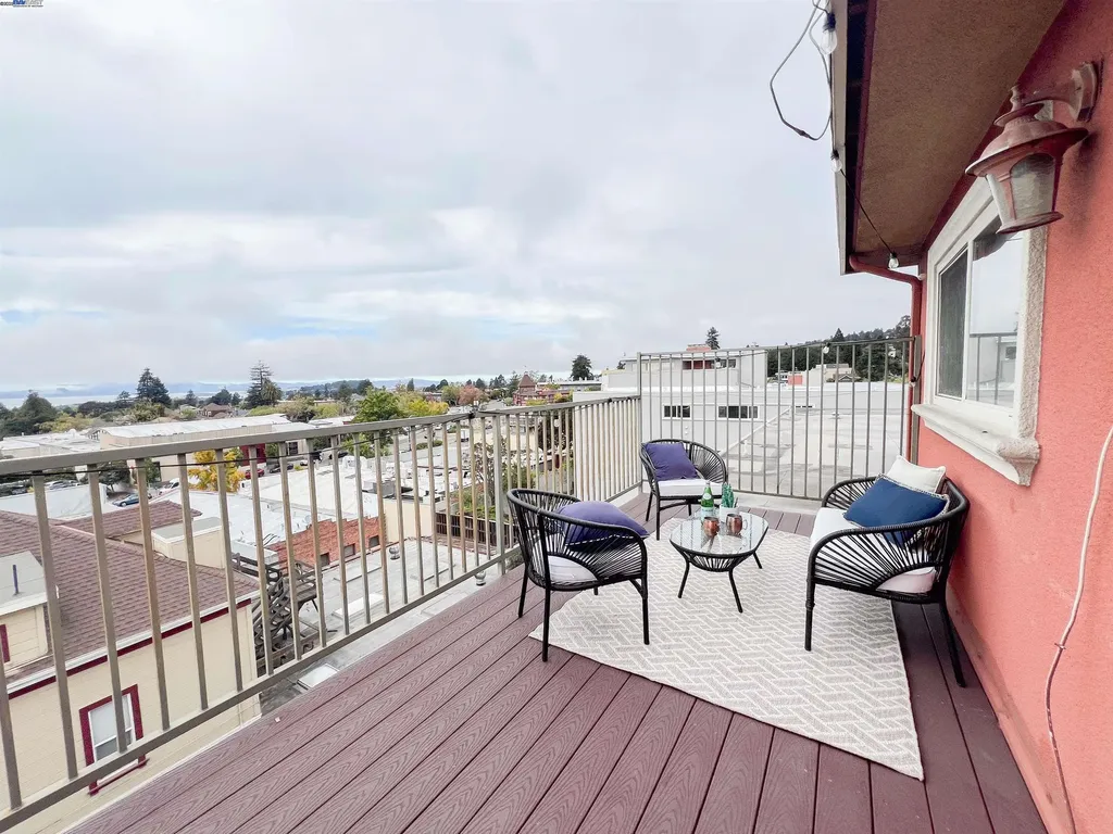 1444 Walnut Street Berkeley CA 94709