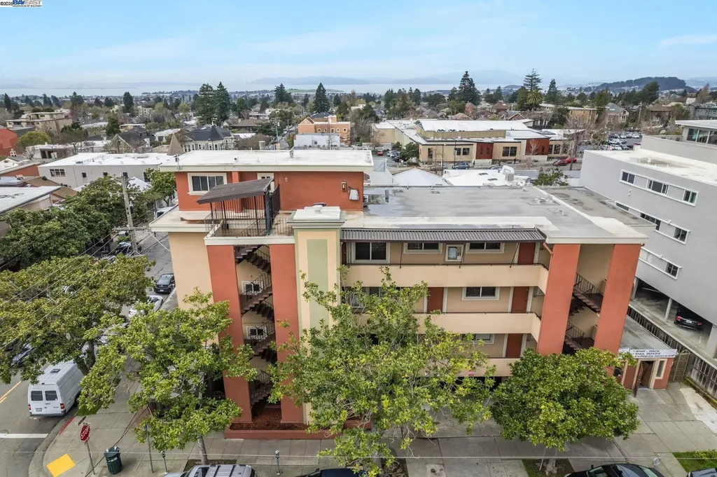 1444 Walnut Street Berkeley CA 94709