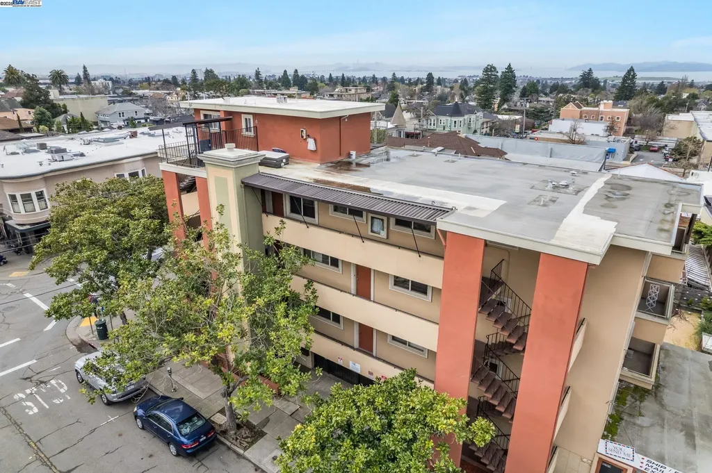 1444 Walnut Street Berkeley CA 94709