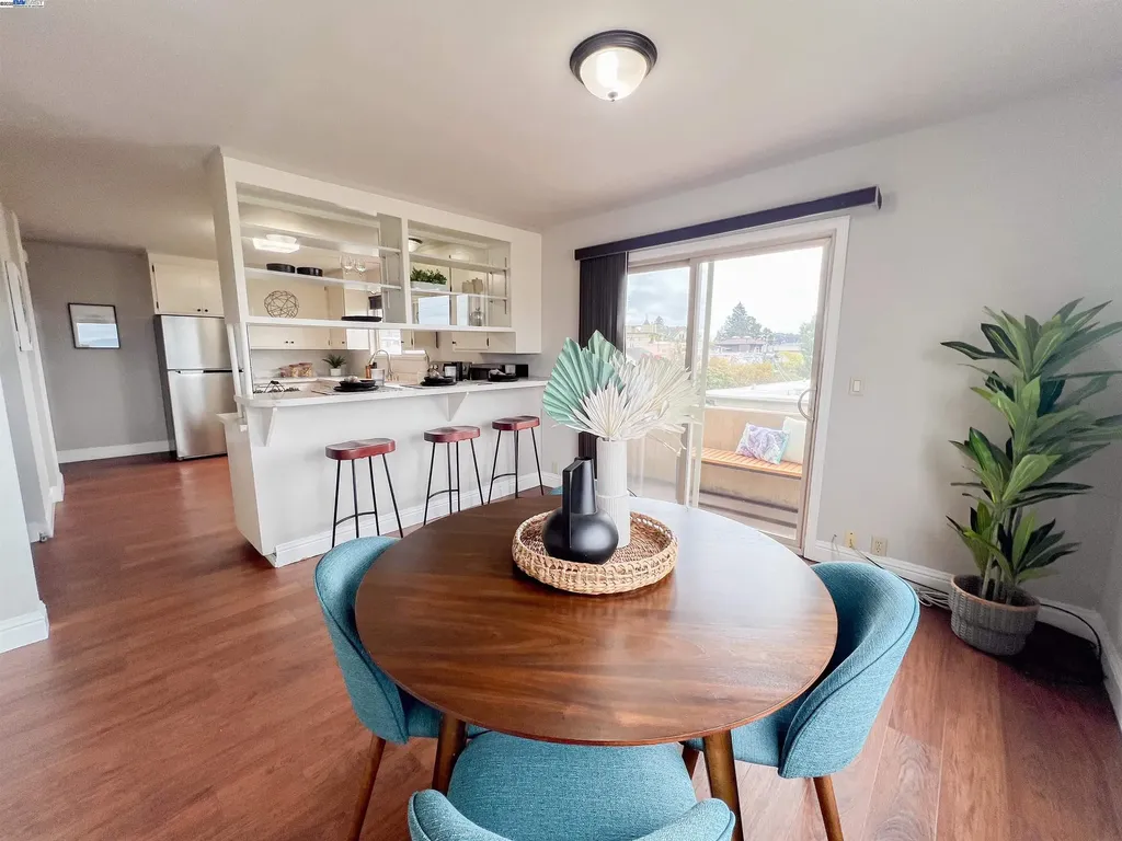 1444 Walnut Street Berkeley CA 94709