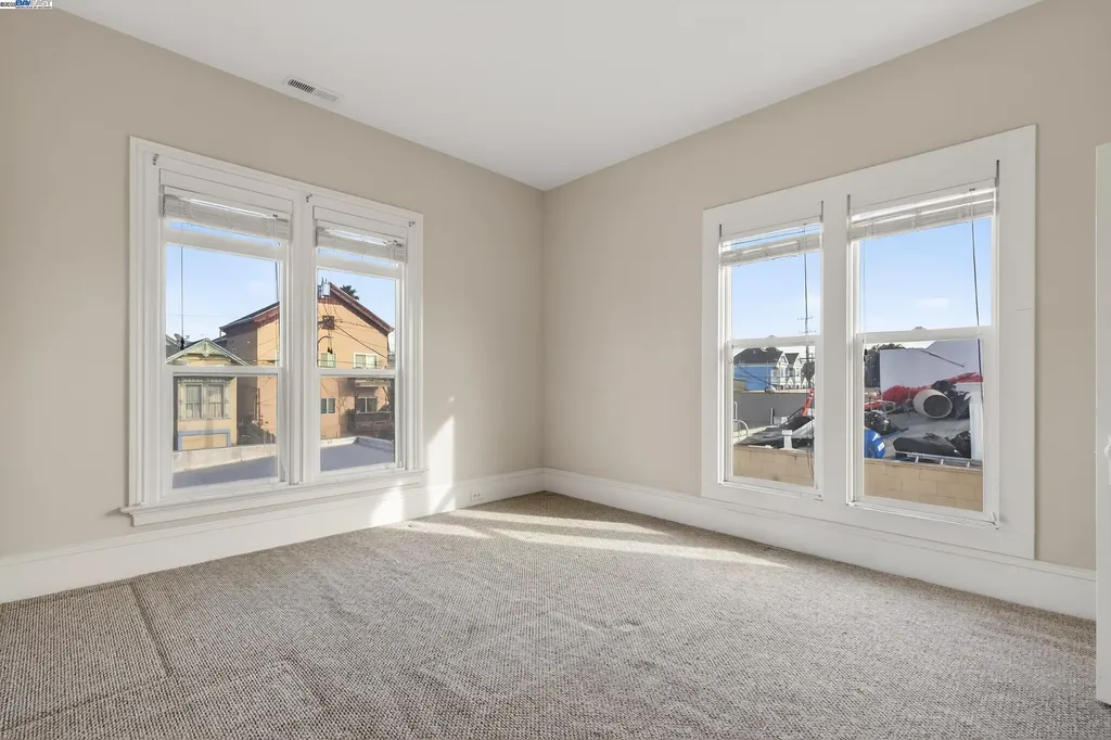1011 11th Street Oakland CA 94606