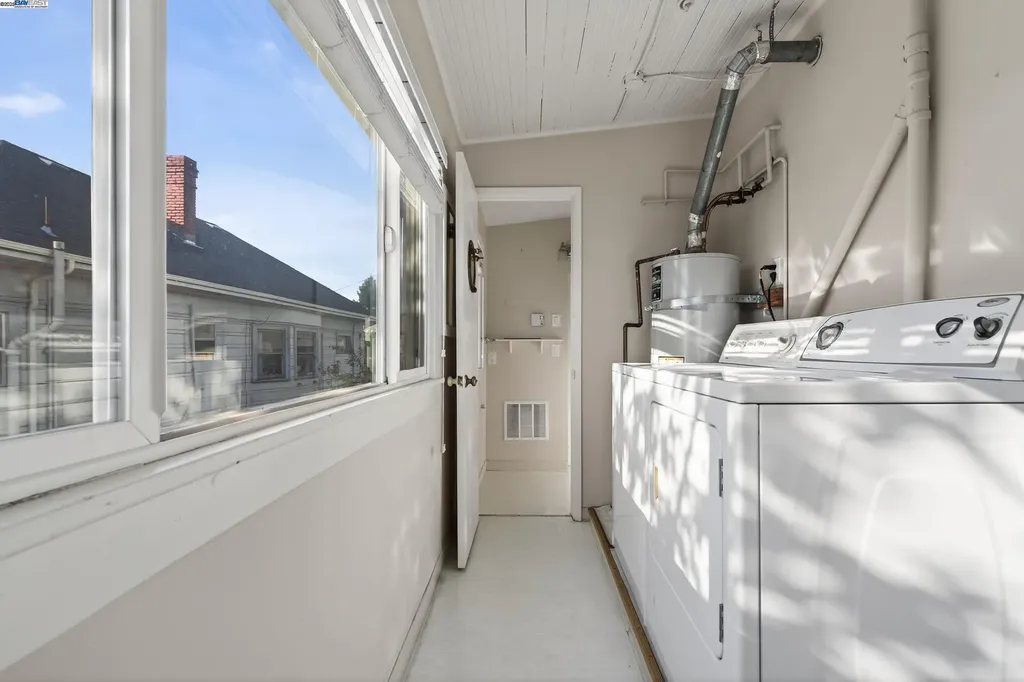 1011 11th Street Oakland CA 94606