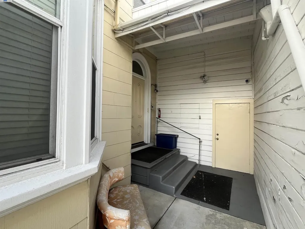 1011 11th Street Oakland CA 94606