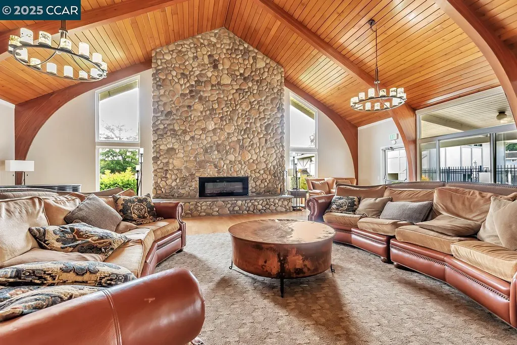 37 Miramonte Drive Moraga CA 94556