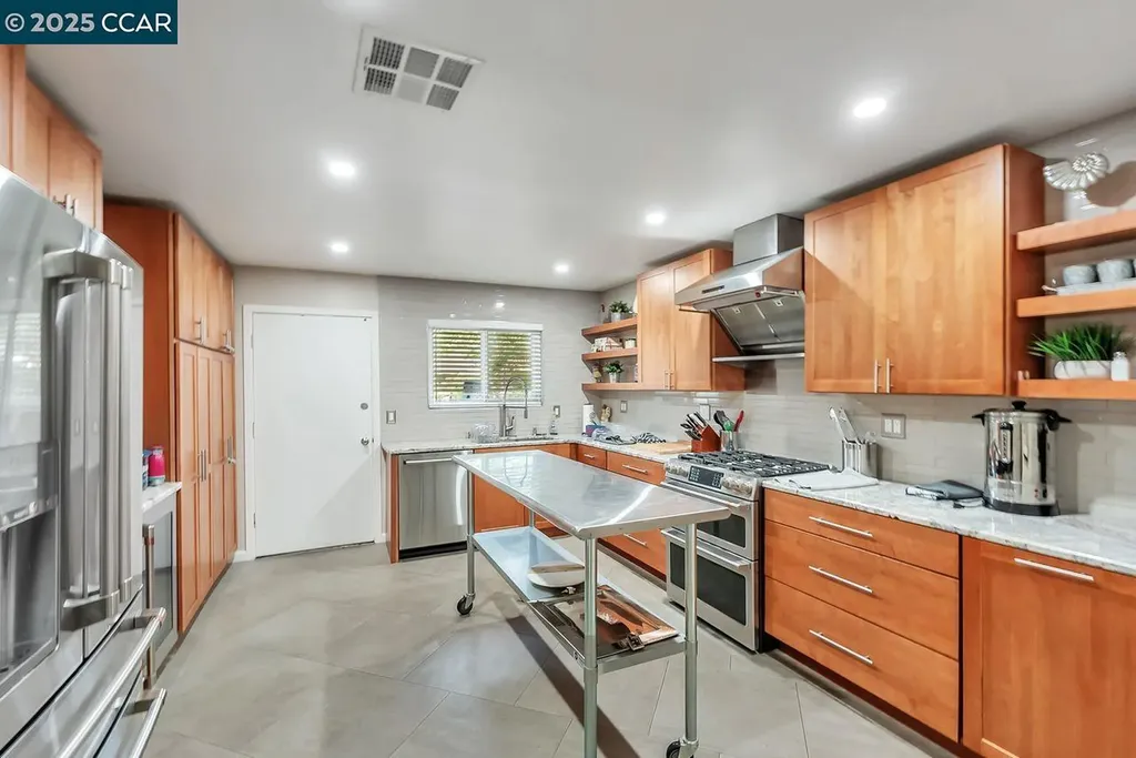 37 Miramonte Drive Moraga CA 94556