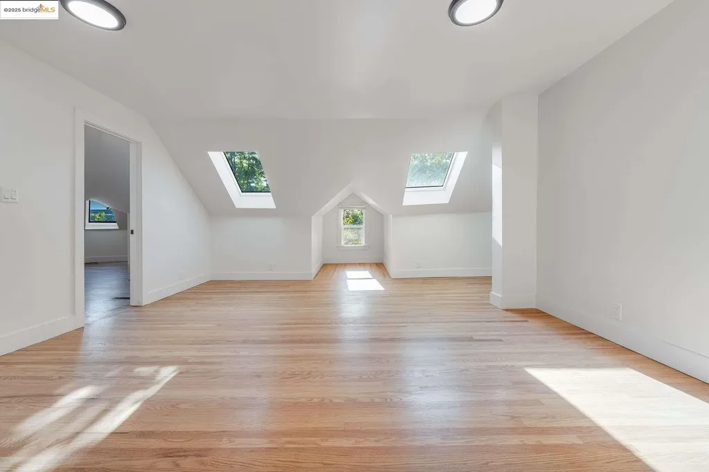 1238 12th Street Oakland CA 94607