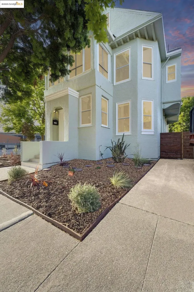 1238 12th Street Oakland CA 94607