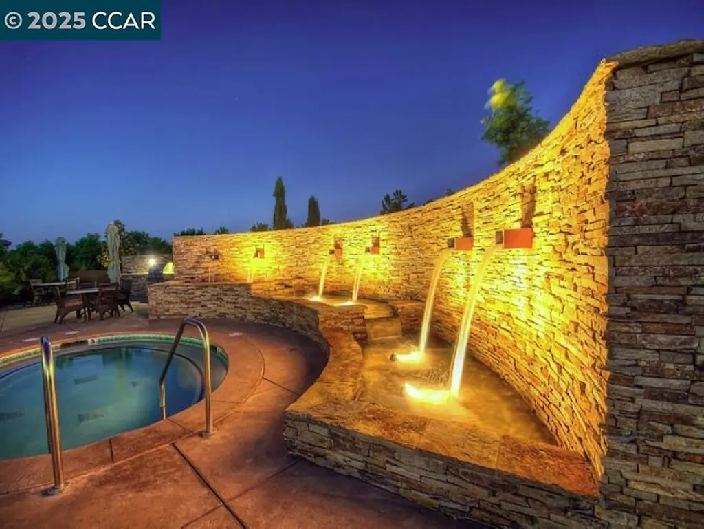 1639 Gamay Lane Brentwood CA 94513