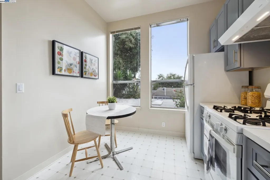 1820 3rd Street Alameda CA 94501