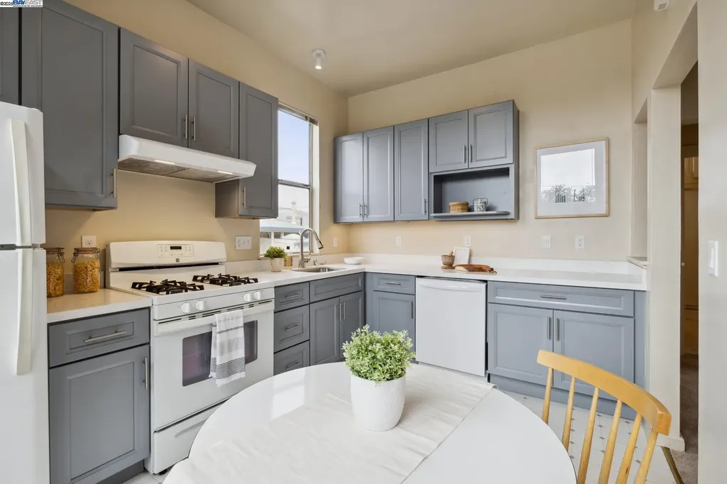 1820 3rd Street Alameda CA 94501