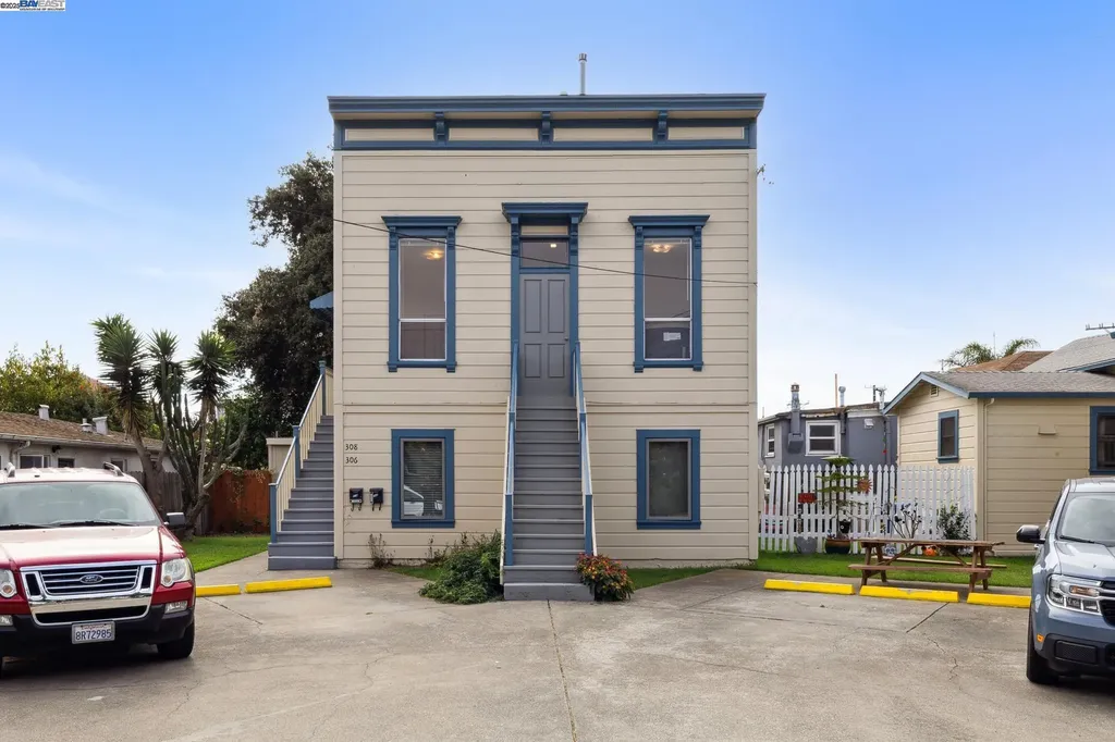 1820 3rd Street Alameda CA 94501