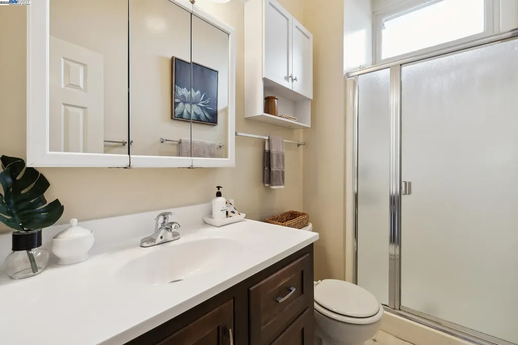 1820 3rd Street Alameda CA 94501
