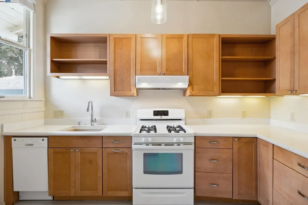 1820 3rd Street Alameda CA 94501