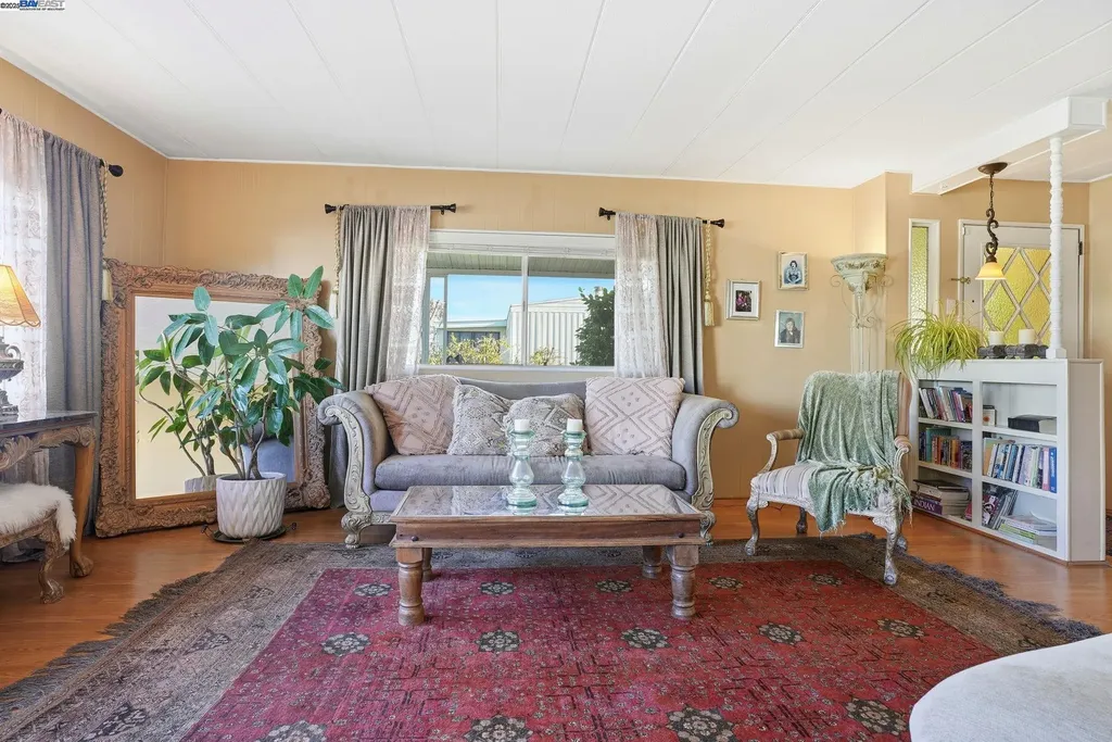 4141 Deep Creek Road Fremont CA 94555