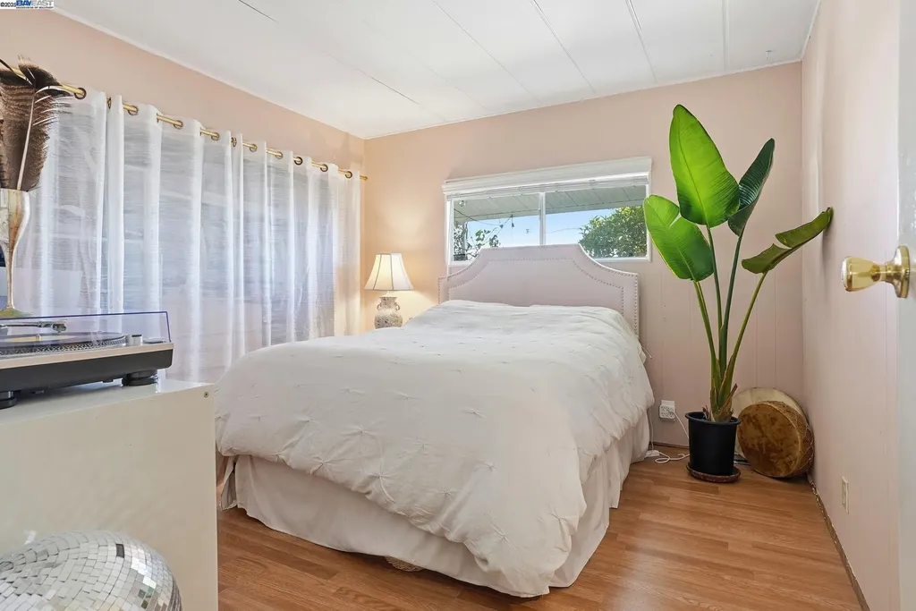 4141 Deep Creek Road Fremont CA 94555