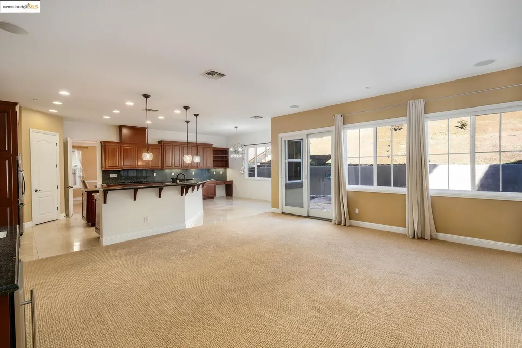 30 Arundel Drive Hayward CA 94542
