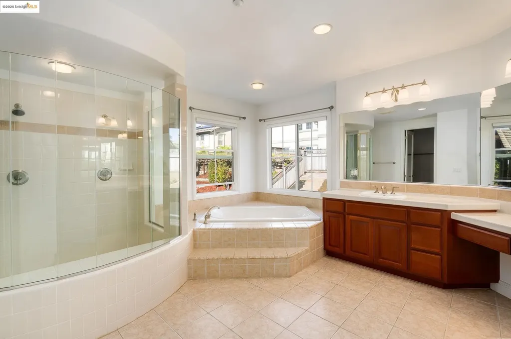 30 Arundel Drive Hayward CA 94542