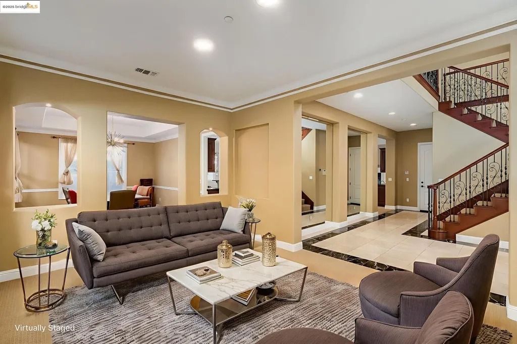 30 Arundel Drive Hayward CA 94542