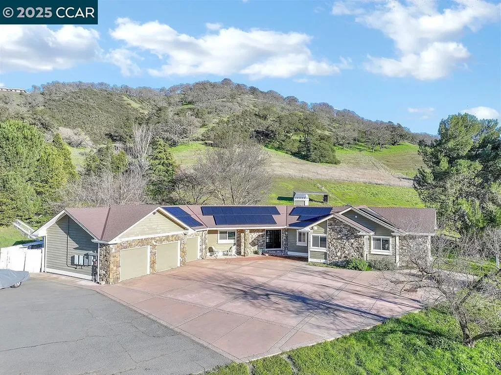 4161 Leon Drive Clayton CA 94517