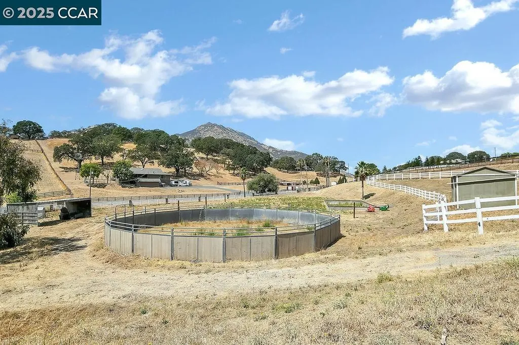 4161 Leon Drive Clayton CA 94517