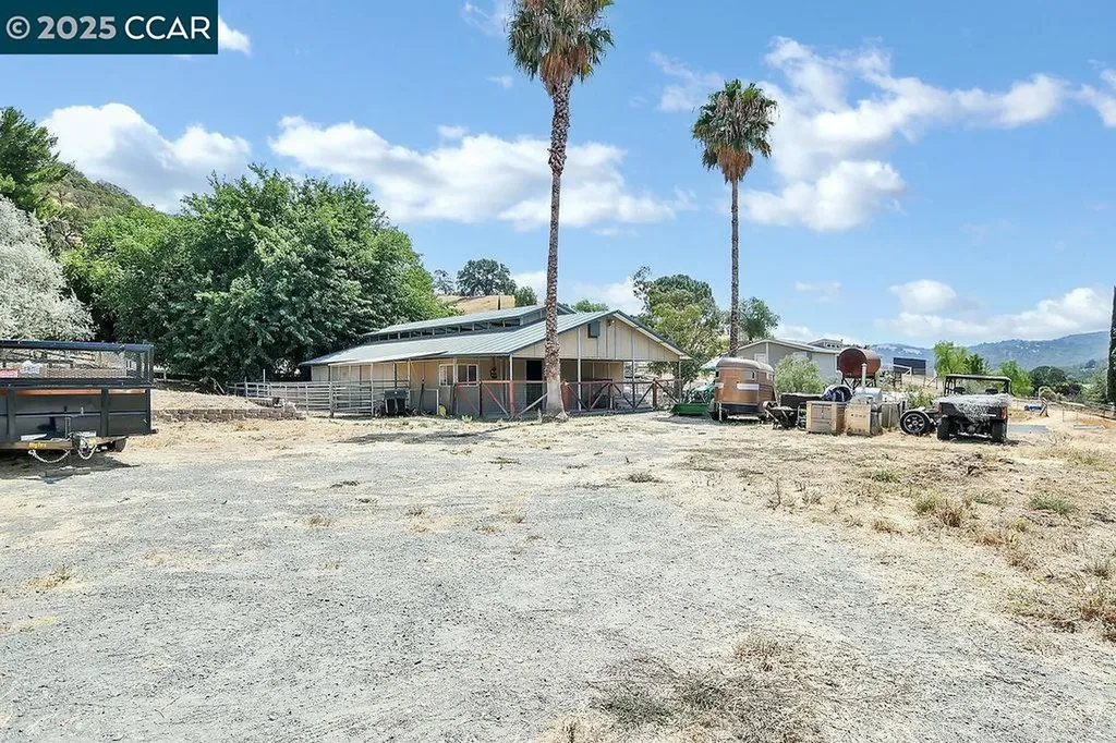 4161 Leon Drive Clayton CA 94517