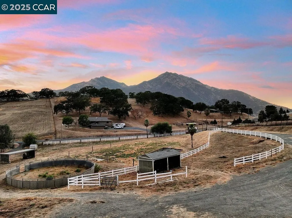 4161 Leon Drive Clayton CA 94517