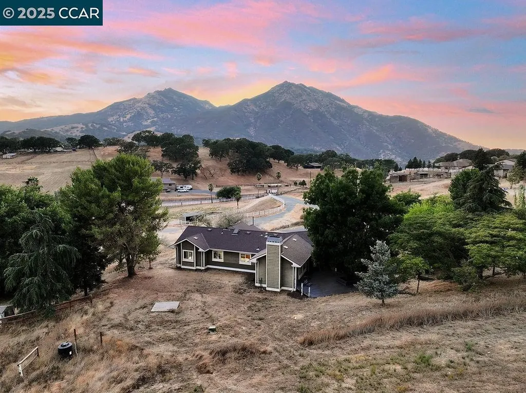 4161 Leon Drive Clayton CA 94517