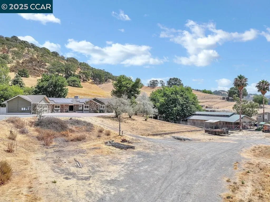 4161 Leon Drive Clayton CA 94517