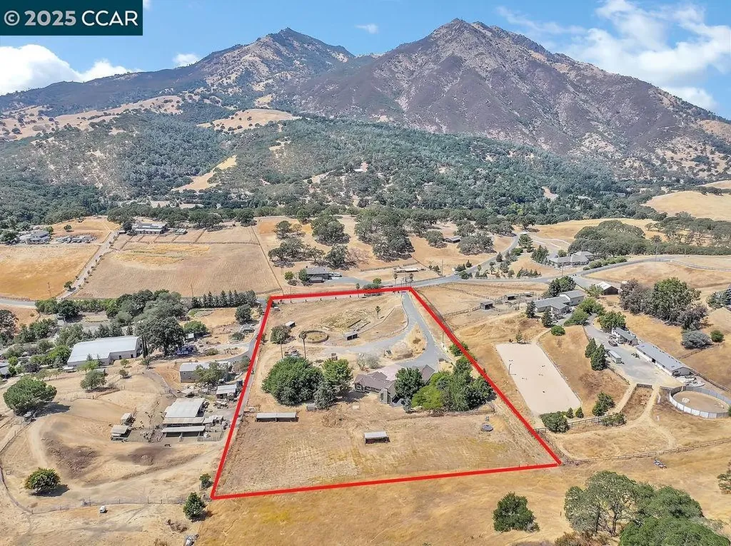 4161 Leon Drive Clayton CA 94517