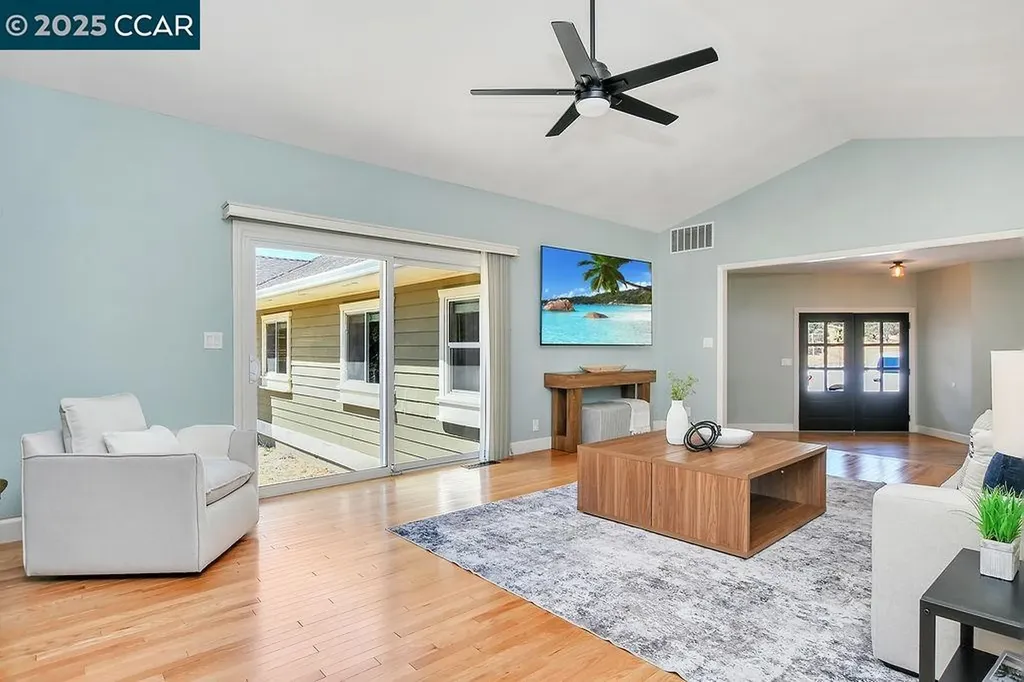 4161 Leon Drive Clayton CA 94517