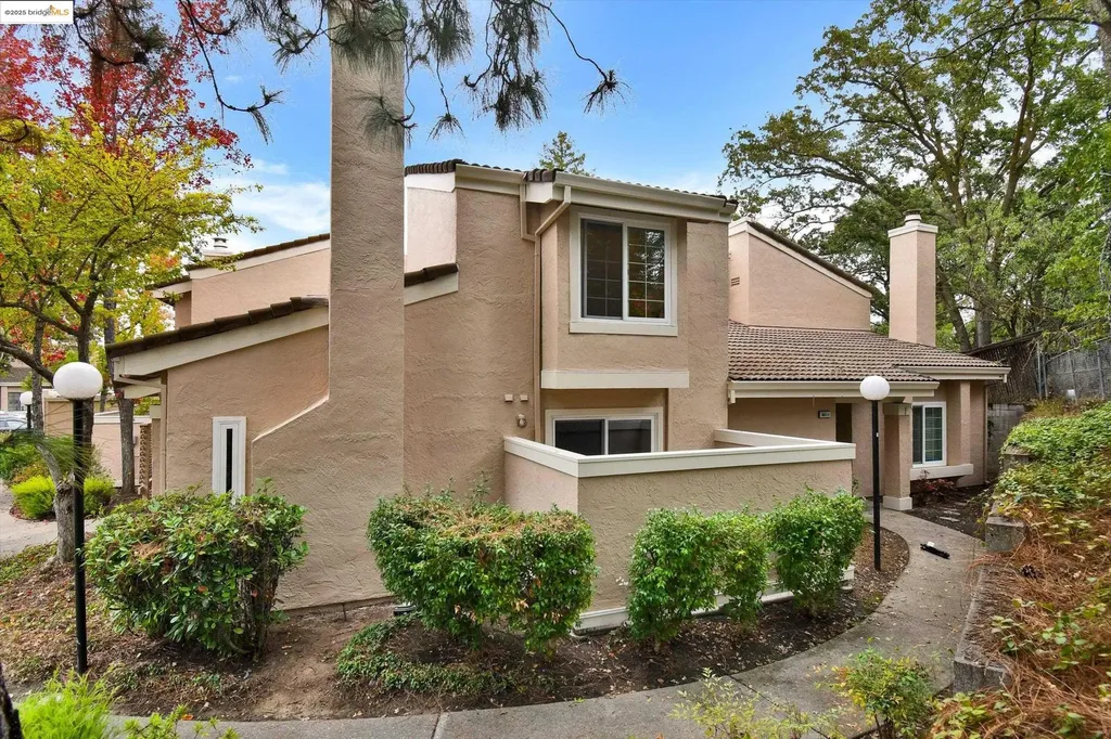 601 Palomino Drive Pleasanton CA 94566