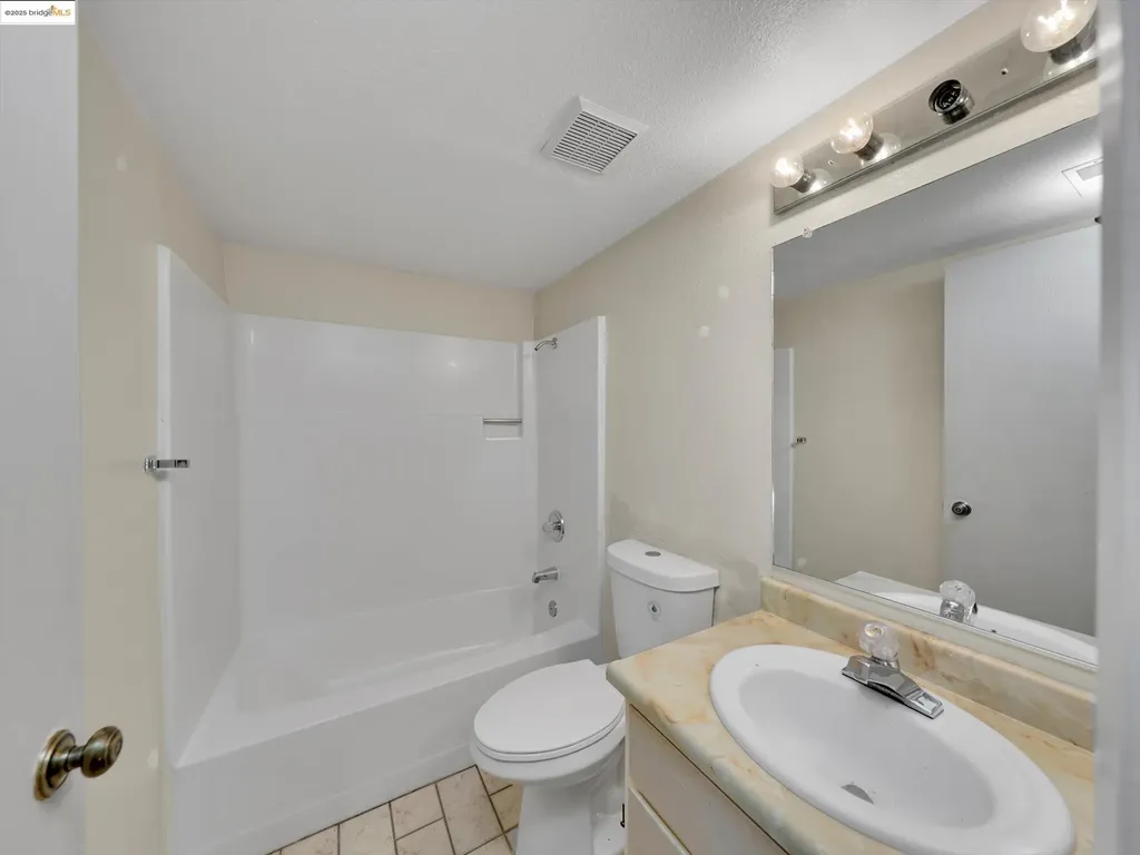 601 Palomino Drive Pleasanton CA 94566