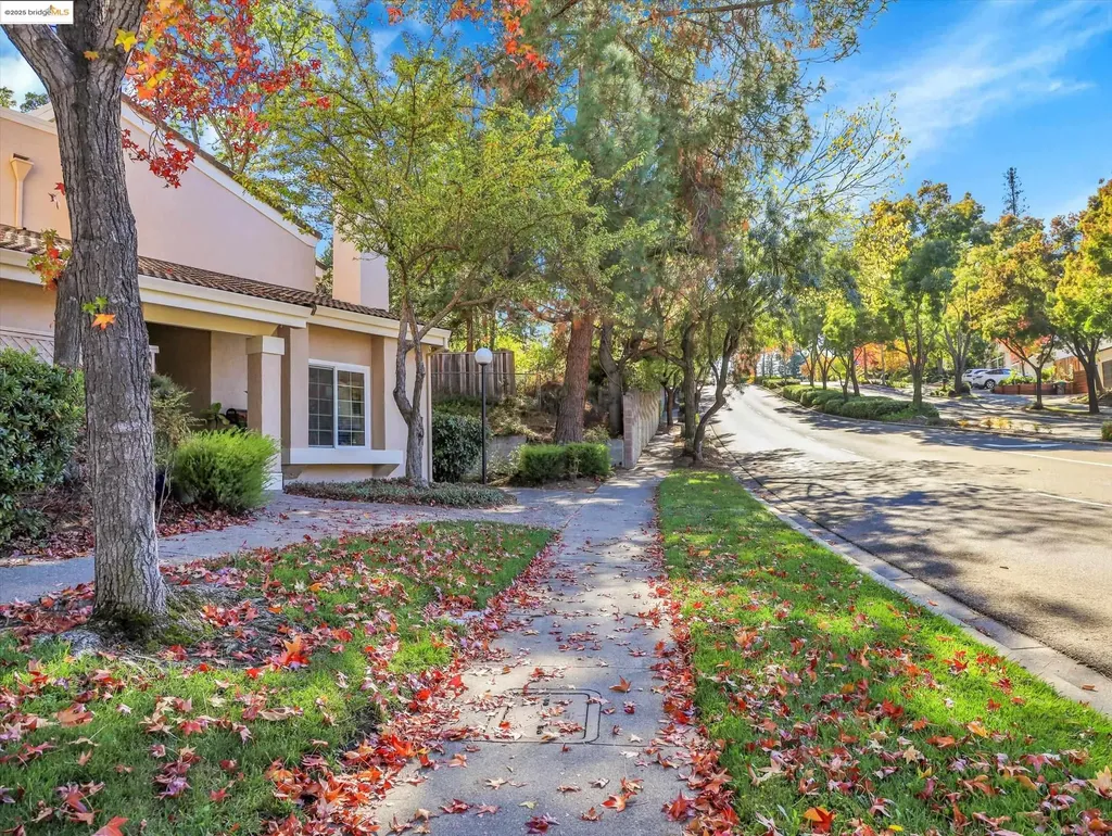 601 Palomino Drive Pleasanton CA 94566