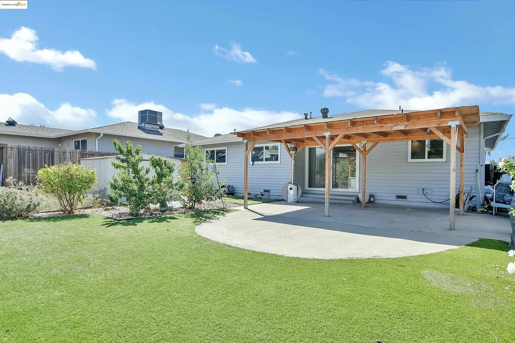 1105 13th Street Antioch CA 94509