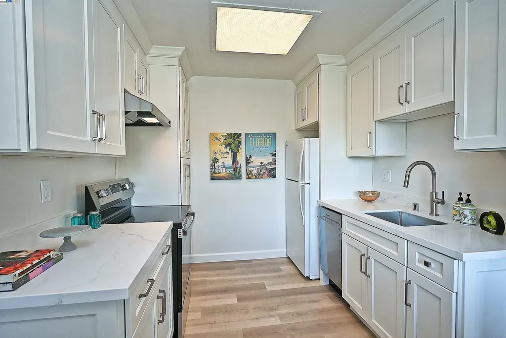 2031 Otis Drive Alameda CA 94501