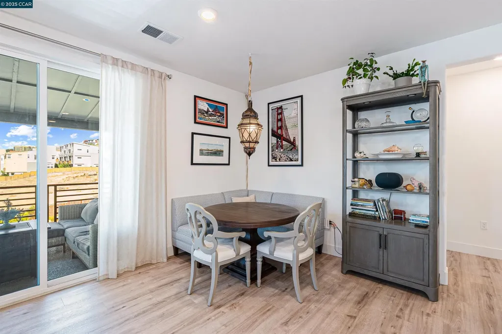 729 Delve Court Hayward CA 94544