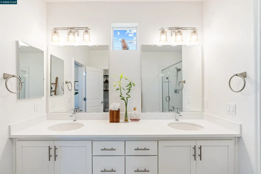 729 Delve Court Hayward CA 94544